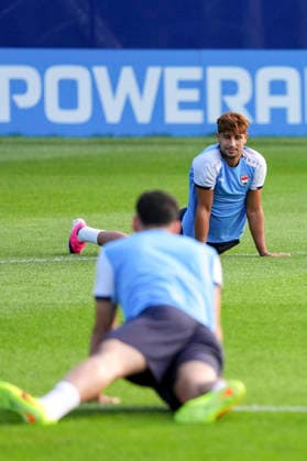 (260616) -- BOSTON, June 16, 2026 -- Players of Iraq attend a training session ahead of the group I stage match against Norway at the FIFA World Cup, WM, Weltmeisterschaft, Fussball 2026 in Boston, the United States, June 15, 2026. ) (SP)U.S.-BOSTON-FOOTBALL-FIFA WORLD CUP-TEAM IRAQ-TRAINING ChenxYichen 
