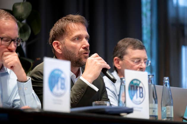 Dr. Dieter Gudel, Board Member of VfB Lübeck; Extraordinary General Meeting regarding the spin-off into a limited liability company (GmbH); Soccer; Regionalliga Nord; June 26, 2015; Lübeck, Schleswig-Holstein, Germany,detected_source_language Copyright: xAgentur54GradÂ°x xFelixxKoenigx