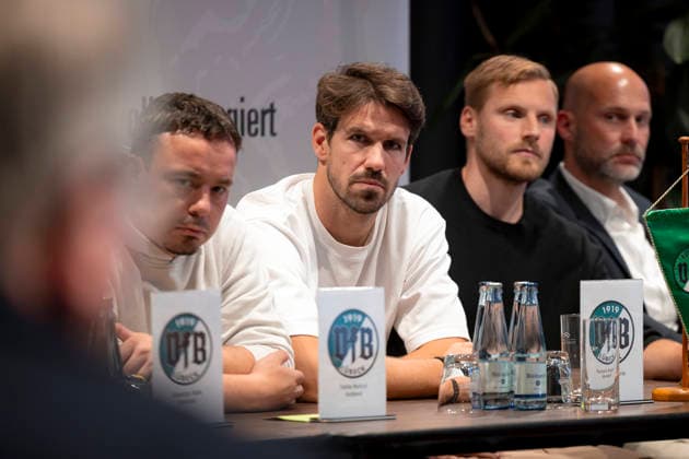 Football, RL North, VfB Lübeck General Meeting regarding the spin-off into a limited liability company