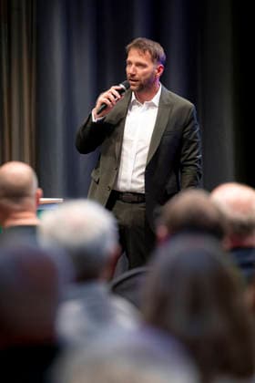 Dr. Dieter Gudel, Board Member of VfB Lübeck; Extraordinary General Meeting on the spin-off into a limited liability company (GmbH); Soccer; Regionalliga Nord; June 26, 2015; Lübeck, Schleswig-Holstein, Germany,detected_source_language Copyright: xAgentur54GradÂ°x xFelixxKoenigx