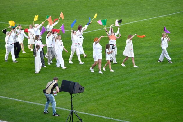 The Special Olympics National Games will begin on Monday, June 15, 2026, at Ludwigsparkstadion in Saarbrücken. The opening ceremony will be broadcast live on television and will mark the start of competitions featuring more than 4,000 athletes.,detected_source_language bub