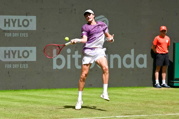 Joao Fonseca (BRA) hits the ball with power at the TERRA WORTMANN Open 2026, Tennis, ATP, Mens 500, Tournament, Main Draw, June 16, 2026, TERRA WORTMANN Open 2026, Tennis, ATP, Men’s 500, Tournament, Main Draw, June 16, 2026, Indoor,detected_source_language Copyright: xEibner-Pressefoto RobertxGertzenx EP_RGN
