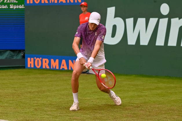 Joao Fonseca (BRA) hits a backhand at the TERRA WORTMANN Open 2026, Tennis, ATP, Mens 500, Tournament, Main Draw, June 16, 2026, TERRA WORTMANN Open 2026, Tennis, ATP, Men’s 500, Tournament, Main Draw, June 16, 2026, Indoor,detected_source_language Copyright: xEibner-Pressefoto RobertxGertzenx EP_RGN