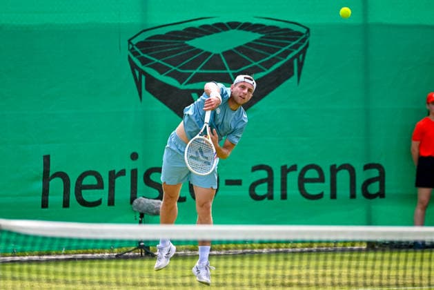 Tallon Griekspoor (NED) serves at the TERRA WORTMANN Open 2026, Tennis, ATP, Mens 500, Tournament, Main Draw, June 16, 2026, TERRA WORTMANN Open 2026, Tennis, ATP, Mens 500, Tournament, Main Draw, June 16, 2026, Indoor,detected_source_language Copyright: xEibner-Pressefoto RobertxGertzenx EP_RGN