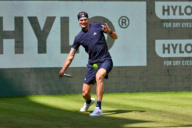 Alexander Zverev (GER) prepares to return the ball on his forehand at the TERRA WORTMANN Open 2026, Tennis, ATP, Mens 500, Tournament, Main Draw, June 16, 2026, TERRA WORTMANN Open 2026, Tennis, ATP, Men’s 500, Tournament, Main Draw, June 16, 2026, Indoor,detected_source_language Copyright: xEibner-Pressefoto RobertxGertzenx EP_RGN