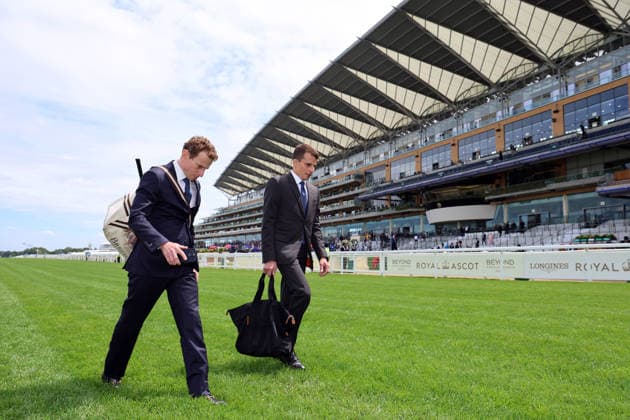June 16, 2026, Ascot, Windsor, GBR Jockeys Ryan Moore (left) and William Buick at the track in front of the grandstand at Ascot Racecourse Jockeys, Riders, Grandstand, Moore, Buick 260616D504ROYAL ASCOT JPG,detected_source_language