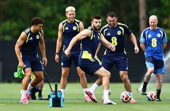 Grant Hanley of Scotland Scotland Training and press conference, PK, Pressekonferenz 2026 FIFA World Cup, WM, Weltmeisterschaft, Fussball Football, Atrium Health Performance Park, Charlotte, USA - 16 Jun 2026Charlotte Atrium Health Performance Park United States of America EDITORIAL USE ONLY No use with unauthorised audio, video, data, fixture lists, club league logos or live services. Online in-match use limited to 120 images, no video emulation. No use in betting, games or single club league player publications.  Copyright: xMichaelxZemanek Shutterstockx 16928907ak