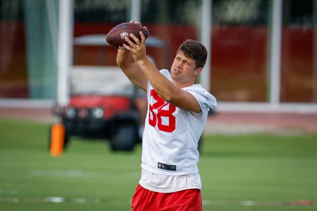June 16, 2026, Tampa, Florida, USA: Tampa Bay Buccaneers tight end Cade Otton (88) catches a pass, while he warms up during mandatory mini-camp at the AdventHealth Training Center in Tampa on Tuesday, June 16, 2026. Tampa USA - ZUMAs70_ 0859278496st Copyright: xJeffereexWoox
