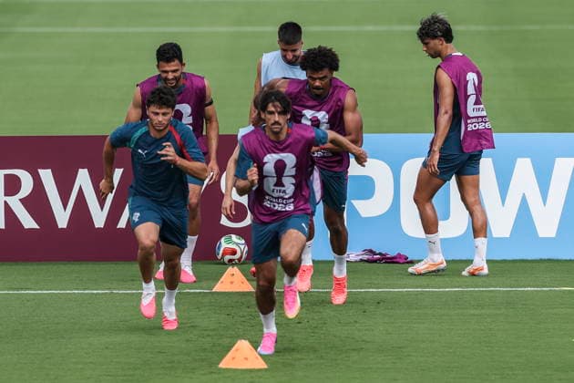 FIFA World Cup, WM, Weltmeisterschaft, Fussball 2026 - Portugal training session Players of the Portugal s soccer team attend a training session in Palm Beach, Florida, USA, 16 June 2026. Portugal will face DR Congo on 17 June in a FIFA World Cup 2026 group K match. Palm Beach Florida United States  Copyright: xMIGUELxA.xLOPESx