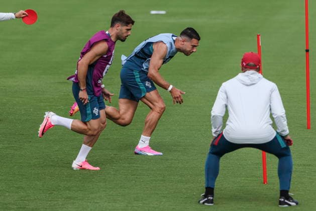 FIFA World Cup, WM, Weltmeisterschaft, Fussball 2026 - Portugal training session Players of the Portugal s soccer team attend a training session in Palm Beach, Florida, USA, 16 June 2026. Portugal will face DR Congo on 17 June in a FIFA World Cup 2026 group K match. Palm Beach Florida United States  Copyright: xMIGUELxA.xLOPESx