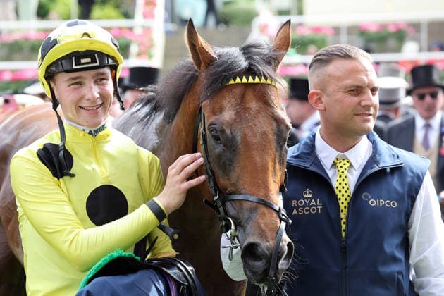 June 16, 2026, Ascot, Windsor, GBR Bow Echo with Billy Loughnane after winning the St. Jamess Palace Stakes at Ascot Racecourse Horse, Jockey, Bow Echo, Loughnane, Victory 260616D553ROYAL ASCOT JPG,detected_source_language