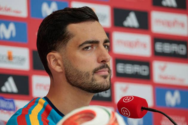 Spain s national soccer team midfielder Mikel Merino reacts during a press conference, PK, Pressekonferenz in Chattanooga, Tennessee, US, 16 June 2026. Spain will face Saudi Arabia in their second World Cup match on 21 June 2026. Spain s press conference !ACHTUNG: NUR REDAKTIONELLE NUTZUNG!  Copyright: xLavandeiraxjrx GRAF9545 20260616-55020613997_1