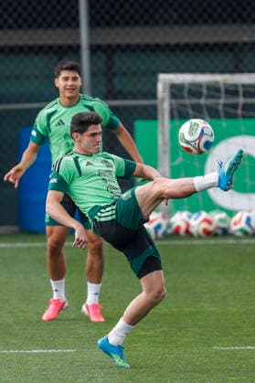 Training of the Mexican national team, Nationalteam Mexican defender Israel Reyes during a training session with the Mexican national team at the National High Performance Center in the Tlalpan district, south of Mexico City, Mexico, 16 June 2026. Tlalpan Mexico  Copyright: xISAACxESQUIVELx