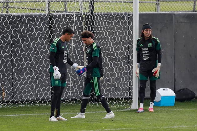 Training of the Mexican national team, Nationalteam Goalkeepers of the Mexican national team, Raul Tala Rangel (L), Guillermo Ochoa (C) and Carlos Acevedo (R), practise during a training session at the National High Performance Center in the Tlalpan district, south of Mexico City, Mexico, 16 June 2026. Tlalpan Mexico  Copyright: xISAACxESQUIVELx