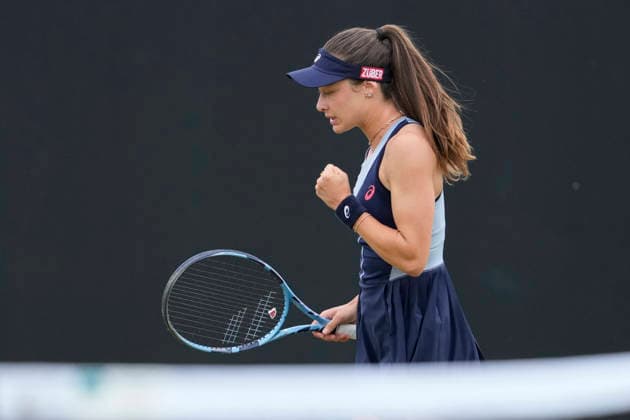 Lexus Nottingham Open - Day Two Zeynep Sonmez of Turkey competes during her Round of 32 singles match at the 2026 Lexus Nottingham Open Women s tennis tournament at the Nottingham Tennis Centre in Nottingham, England, on June 16, 2026. Nottingham Great Britain United Kingdom  Copyright: xOwenxHammondx originalFilename:hammond-notitle260616_np0qL.jpg