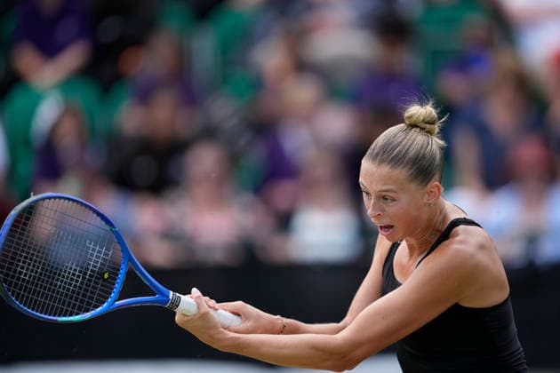 Lexus Nottingham Open - Day Two Alicia Dudeney of Great Britain competes during her Round of 32 singles match at the 2026 Lexus Nottingham Open Women s tennis tournament at the Nottingham Tennis Centre in Nottingham, England, on June 16, 2026. Nottingham Great Britain United Kingdom  Copyright: xOwenxHammondx originalFilename:hammond-notitle260616_npQrx.jpg