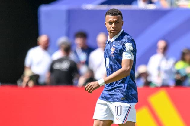 Kylian Mbappé of France looks on during the 2026 FIFA World Cup Group I match between France and Senegal at New York New Jersey Stadium on June 16, 2026, in East Rutherford, United States. Photo by Harry Langer, DeFodi Images,detected_source_language