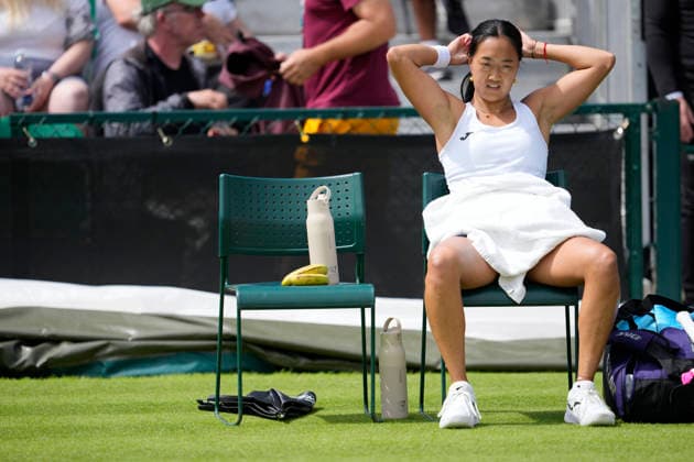Lexus Nottingham Open - Day Two Ann Li of the United States competes during the Round of 32 singles match at the 2026 Lexus Nottingham Open Women s tennis tournament at the Nottingham Tennis Centre in Nottingham, England, on June 16, 2026. Nottingham Great Britain United Kingdom  Copyright: xOwenxHammondx originalFilename:hammond-notitle260616_npTXe.jpg