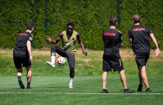 June 16, 2026, Vancouver, Bc, CANADA: Canada s Alphonso Davies participates in a FIFA World Cup, WM, Weltmeisterschaft, Fussball soccer training session, in Vancouver, on Tuesday, June 16, 2026. Canada News - June 16, 2026  - ZUMAc35_ 20260616_zaf_c35_096 Copyright: xDarrylxDyckx
