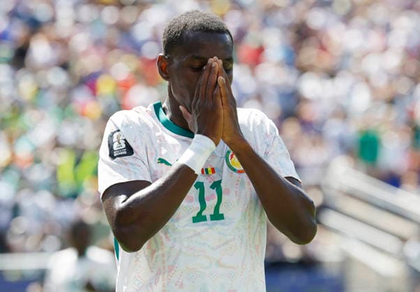 Senegal s Nicolas Jackson reacts after his shot hit the goal post against France in the first half of their FIFA World Cup, WM, Weltmeisterschaft, Fussball match at MetLife Stadium in East Rutherford, New Jersey, on Tuesday, June 16, 2026.  NYP20260616917 JOHNxANGELILLO