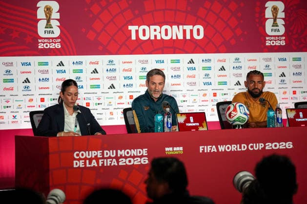 press conference, PK, Pressekonferenz ahead of Ghana v Panama - 2026 FIFA World Cup, WM, Weltmeisterschaft, Fussball TORONTO, CANADA - JUNE 16 : Head coach of Panama Thomas Christiansen (C) and Anibal Godoy of Panama (R) attend a press conference ahead of their Group L match against Ghana at the 2026 FIFA World Cup in Toronto, Ontario, Canada on June 16, 2026. Mert Alper Dervis Anadolu Ontario Canada. Editorial use only. Please get in touch for any other usage.  Copyright: x2026xAnadoluxMertxAlperxDervisx