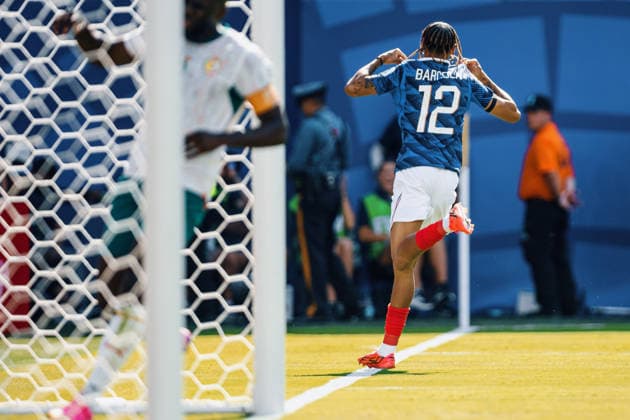 France vs Senegal NOVA JERSEY, NJ - 16.06.2026: FRANCE VS SENEGAL - Olise Michael of France celebrates after scoring a goal during the match between France and Senegal, valid for the first round of the group stage of the 2026 World Cup, held at MetLife Stadium in New Jersey, United States. (Photo: Marcelo Machado de Melo Fotoarena) x2963325x  MarceloxMachadoxdexMelo