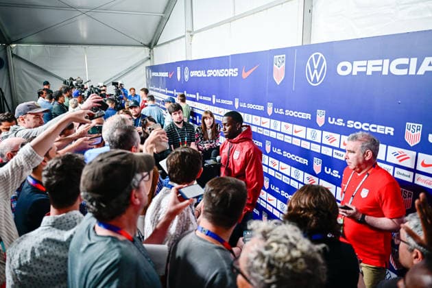 CA: USMNT Holds Media Day Ahead of Australia Match in Irvine, USA - 16 Jun 2026 Tim Weah (21) of the United States Men s national team, Nationalteam speaks during a press conference, PK, Pressekonferenz at Great Park ahead of the team s FIFA World Cup, WM, Weltmeisterschaft, Fussball 2026 Group D match against Australia at SoFi Stadium. Irvine United States Copyright: xWestonxHancockx xSOPAxImagesx Weston Hancock June 16 - 1487