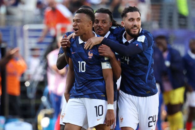 Kylian Mbappe (L) of France celebrates a goal alongside Rayan Cherki (R) during the FIFA World Cup, WM, Weltmeisterschaft, Fussball 2026 group stage match France against Senegal in at MetLife stadium in de New Jersey, USA, 16 June 2026. FIFA World Cup 2026 - Group I - France vs Senegal !ACHTUNG: NUR REDAKTIONELLE NUTZUNG!  Copyright: xSebastiaoxMoreirax GR2355 20260616-55020615861_1