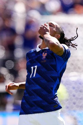 France v Senegal: Group I - FIFA World Cup, WM, Weltmeisterschaft, Fussball 2026 Michael Olise of France reacts during the FIFA World Cup 2026 Group I match between France and Senegal at New York New Jersey Stadium on June 16, 2026 in East Rutherford, New Jersey. East Rutherford NJ United States  Copyright: xJosexBretonx originalFilename:bretonhernandez-francevs260616_npUdG.jpg