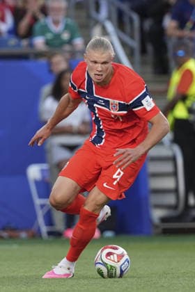 Erling Haaland of Norway controls the ball during the FIFA World Cup, WM, Weltmeisterschaft, Fussball 2026 Group I match between Iraq and Norway at Boston Stadium on June 16th,2026 (Photo by Richard Callis Sports Press Photo)  Copyright: xRichardxCallis SportsxPressxPhotox Sportspressphoto_SPR167932