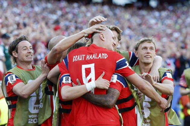 FIFA World Cup, WM, Weltmeisterschaft, Fussball 2026 - Group I - Iraq vs Norway epaselect Erling Haaland of Norway (C) celebrates with his teammates after scoring the 2-1 goal during the FIFA World Cup 2026 group stage match Iraq against Norway, in Boston, Massachusetts, USA, 16 June 2026. Foxborough United States  Copyright: xGREGxM.xCOOPERx
