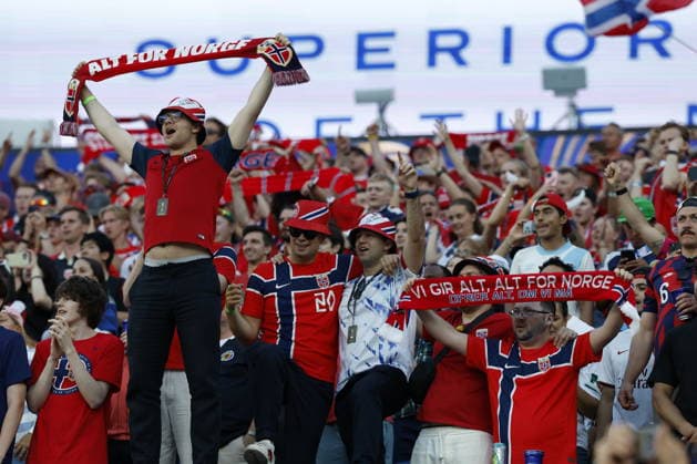 FIFA World Cup, WM, Weltmeisterschaft, Fussball 2026 - Group I - Iraq vs Norway Supporters of Norway cheer after winning the FIFA World Cup 2026 group stage match Iraq against Norway, in Boston, Massachusetts, USA, 16 June 2026. Foxborough United States  Copyright: xGREGxM.xCOOPERx