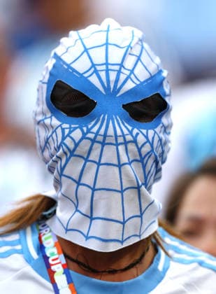 An Argentina fan shows their support before a match against Algeria during the FIFA World Cup, WM, Weltmeisterschaft, Fussball at Arrowhead Stadium in Kansas City, Missouri, on Tuesday, June 16, 2026.  KAN20260616901 CHRISTIANxBRUNSKILL