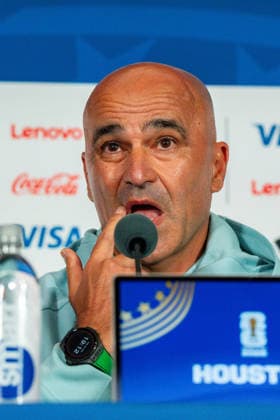 2026 FIFA World Cup, Group K, Match 1, Portugal vs. DR Congo, June 17, 2026, at NRG Stadium in Houston, Texas—Press conference with Bruno Fernandes and Roberto Martinez,detected_source_language Copyright: xBahhoxKarax