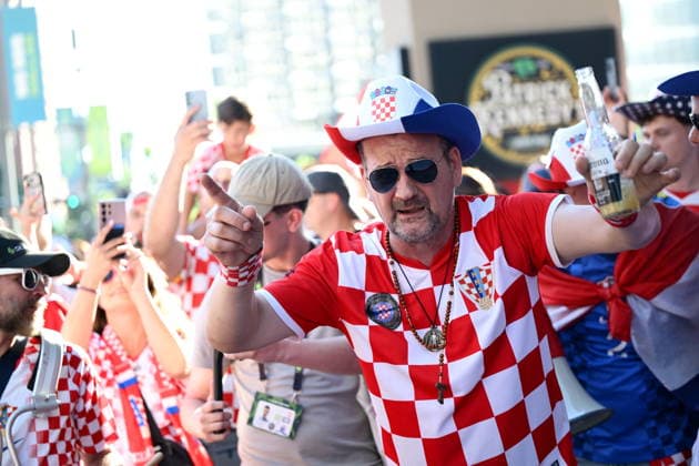 Dallas, 160626. Numerous Croatian fans gathered at the American-Croatian Friendship Parade, which started from Civic Garden to Ferris Plaza. The event was organized before the match of the Croatian national football team. Photo: Boris Kovacev CROPIX Copyright: xxBorisxKovacevx navijaci_dallas20-160626