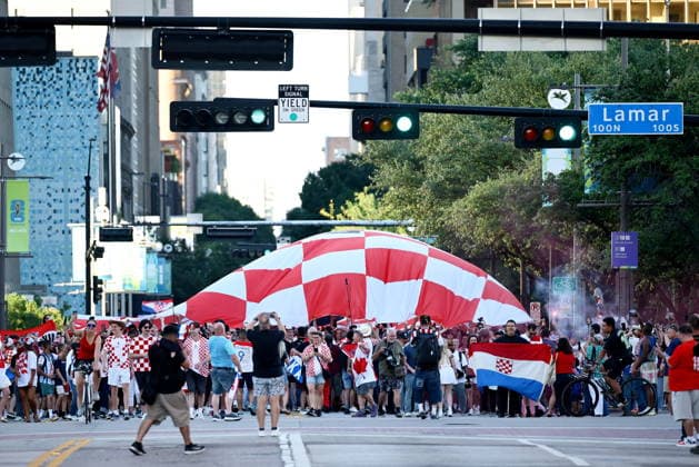 Dallas, 160626. Numerous Croatian fans gathered at the American-Croatian Friendship Parade, which started from Civic Garden to Ferris Plaza. The event was organized before the match of the Croatian national football team. Photo: Boris Kovacev CROPIX Copyright: xxBorisxKovacevx navijaci_dallas38-160626