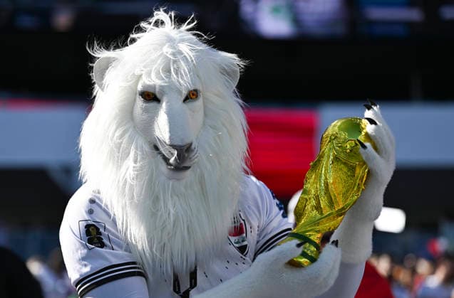(260617) -- BOSTON, June 17, 2026 -- A fan of Iraq is seen before the group I match between Norway and Iraq at the FIFA World Cup, WM, Weltmeisterschaft, Fussball 2026 at Boston Stadium in Boston, the United States, June 16, 2026. ) (SP)U.S.-BOSTON-FOOTBALL-FIFA WORLD CUP-GROUP I-NOR VS IRQ ChenxYichen 