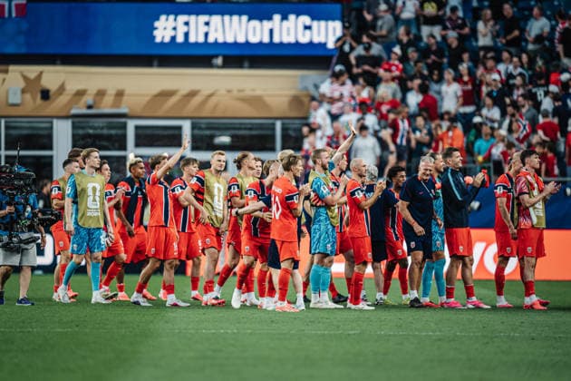 Mens Soccer 2026 FIFA World Cup Group I Iraq vs. Norway June 16, 2026 Norway thanks the fans in Boston at Boston Stadium, Massachusetts, United States of America,detected_source_language