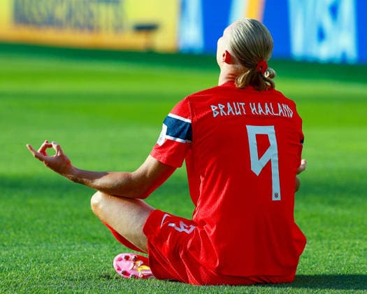 June 16, 2026, Foxborough, Massachusetts, USA: ERLING HAALAND of Norway does his iconioc goal celebration during the 2026 FIFA World Cup, WM, Weltmeisterschaft, Fussball Group I match at Boston Stadium in Massachusetts on June 16, 2026. Foxborough USA - ZUMAm283 20260616_zsp_m283_009 Copyright: xBillyxMyersx