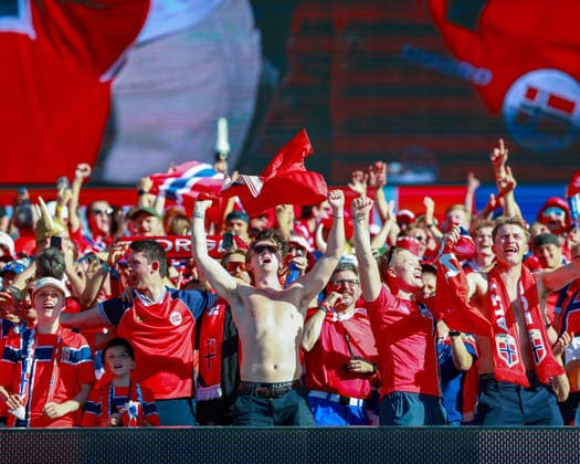 June 16, 2026, Foxborough, Massachusetts, USA: Norway fans chant before the 2026 FIFA World Cup, WM, Weltmeisterschaft, Fussball Group I match at Boston Stadium in Massachusetts on June 16, 2026. Foxborough USA - ZUMAm283 20260616_zsp_m283_002 Copyright: xBillyxMyersx
