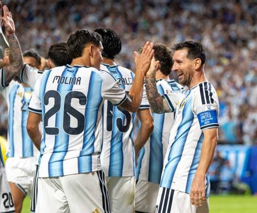 Soccer, Mens, 2026 FIFA World Cup in Mexico, Canada, and the U.S., Match in Kansas City, Group J, Matchday 1, Argentina vs. Algeria, Nahuel Molina (Argentina), Lionel Messi (Argentina), celebration after the 3–0 goal, June 16, 2026,,detected_source_language Copyright: xMatthiasxKochx