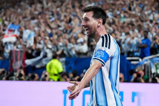 Lionel Messi of Argentina celebrates after scoring the team s second goal during a FIFA Men’s World Cup 2026 Group Stage football match between Argentina and Algeria at Kansas City Stadium, in Kansas City on June 16th 2026 (Photo by Alexandra Fechete SPP)  Copyright: xAlexandraxFechete SPPx Sportspressphoto_SPR168147
