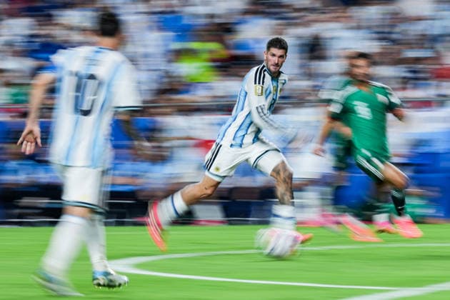 Rodrigo De Paul of Argentina passes the ball during a FIFA Men’s World Cup 2026 Group Stage football match between Argentina and Algeria at Kansas City Stadium, in Kansas City on June 16th 2026 (Photo by Alexandra Fechete SPP)  Copyright: xAlexandraxFechete SPPx Sportspressphoto_SPR168157
