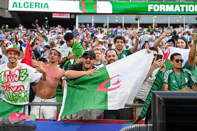 2026 World Cup - Argentina - Algeria KANSAS CITY, UNITED STATES JUNE 16, 2026: Algeria supporters display national flags and cheer from the stands ahead of the FIFA World Cup, WM, Weltmeisterschaft, Fussball 2026 Group J match between Algeria and Argentina at Kansas City Stadium in Kansas City, United States, on June 16, 2026. Photo by Walid Ibrahim JNA Press (Photo by walid ibrahim JNA Press via Nexpher Images) KANSAS CITY