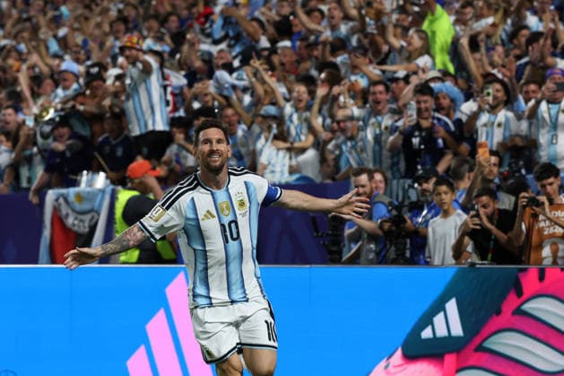 Argentina™s forward Lionel Messi celebrates after scoring the team second goal during the FIFA World Cup, WM, Weltmeisterschaft, Fussball 2026 Group J match between Argentina and Algeria at Kansas City Stadium on June 15, 2026 in Kansas City, Missouri. ¨(Photo by Alejandro PAGNI PHOTOxPHOTO) KANSAS CITY UNITED STATES *** Argentinas forward Lionel Messi celebrates after scoring his teams second goal during the 2026 FIFA World Cup Group J match between Argentina and Algeria at Kansas City Stadium on June 15, 2026, in Kansas City, Missouri — Photo by Alejandro PAGNI PHOTOxPHOTO KANSAS CITY, UNITED STATES,detected_source_language Copyright: xALEJANDROxPAGNIx