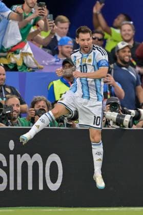 FIFA World Cup, WM, Weltmeisterschaft, Fussball 2026 group stage match between Argentina and Algeria in Kansas City, United States KANSAS CITY, UNITED STATES JUNE 2026: FIFA World Cup 2026 group stage match between Argentina and Algeria in Kansas City, United States. Argentina s Lionel Messi ( 10) during the FIFA World Cup 2026 Group J matchPlayer in action during the FIFA World Cup 2026 Group J match. Photo by Walid Ibrahim JNA Press (Photo by walid ibrahim JNA Press via Nexpher Images) KANSAS CITY