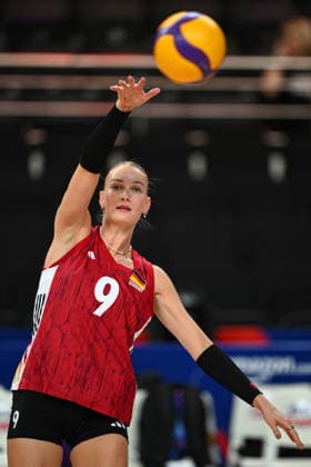 Germany v China - FIVB Women s Volleyball Nations League ANKARA, TURKIYE - JUNE 17: Lina Alsmeier (9) of Germany warms up ahead of the 2026 FIVB Women s Volleyball Nations League second stage match between Germany and China at the Ankara Sports Hall, in Ankara, Turkiye, on June 17, 2026. Akin Celiktas Anadolu Ankara Turkey. Editorial use only. Please get in touch for any other usage.  Copyright: x2026xAnadoluxAkinxCeliktasx