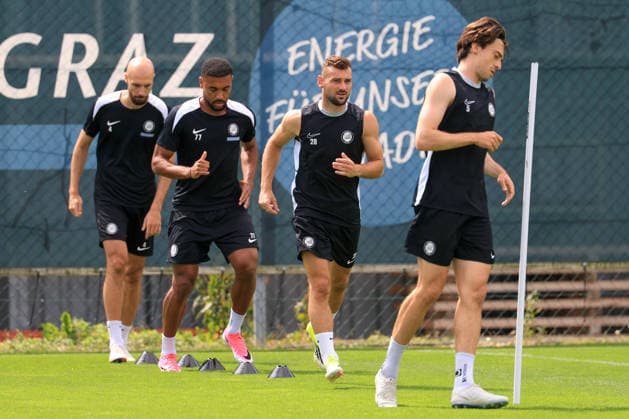 SOCCER - BL, Sturm, training start GRAZ,AUSTRIA,17.JUN.26 - SOCCER - ADMIRAL Bundesliga, SK Sturm Graz, training start. Image shows Jon Gorenc-Stankovic, Maurice Malone, Juergen Heil and Albert Vallci (Sturm).  GEPAxpictures xMarioxBuehner-Weinrauch