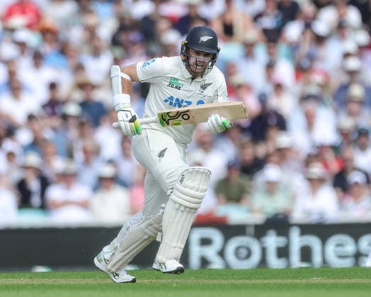 2nd Rothesay Test Match Day 1 England v New Zealand New Zealand captain Tom Latham makes two runs during the 2nd Rothesay Test Match Day 1 match England vs New Zealand at The Kia Oval, London, United Kingdom on 17 June 2026 (Photo by Mark Cosgrove News Images) London The Kia Oval London United Kingdom Copyright: xMarkxCosgrove NewsxImagesx