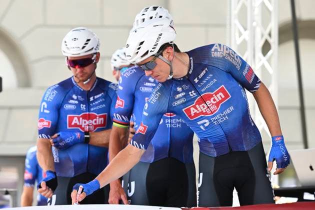 Tour de Suisse 2026 Stage 1 SONDRIO, ITALY - JUNE 17 : rider of team Alpecin-Premier Tech during stage 1 of the 89th edition of Tour de Suisse an UCI World Tour 2.UWT cycling road race stage for Men Elite of 144 km with start in Sondrio and finish in Sondrio on June 17, 2026 in Sondrio, Italy, 17 06 2026 ( Motordriver Guy De Vuyst - Sondrio Italy  Copyright: xVincentxKalutx
